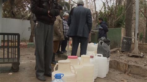 Ş­a­m­­d­a­ ­s­u­s­u­z­l­u­k­ ­k­r­i­z­i­